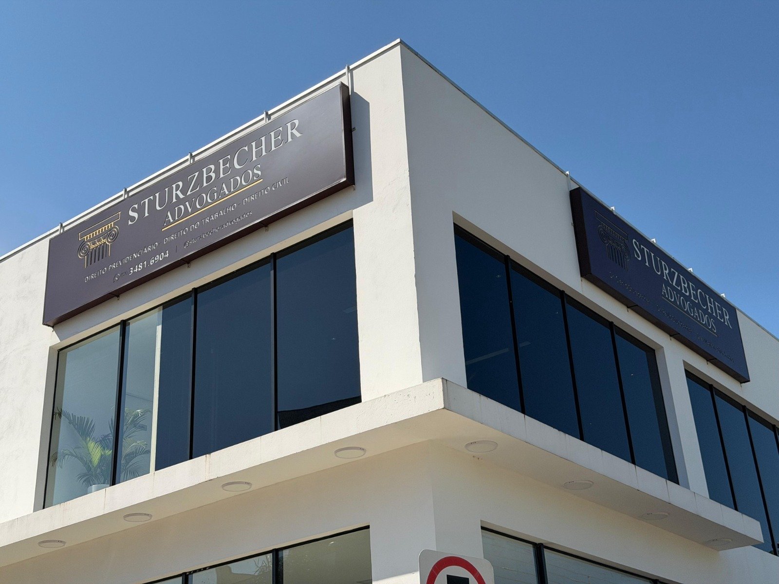 Apresentação Sturzbecher Advogados